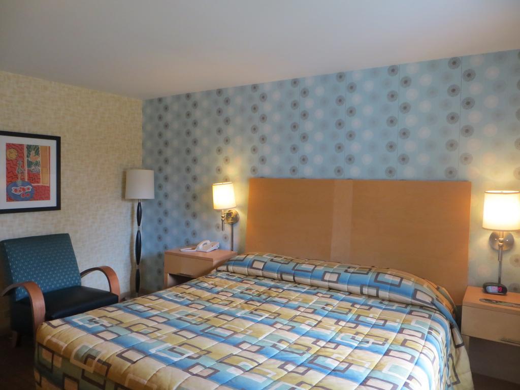 Carleton Of Oak Park Hotell Exteriör bild