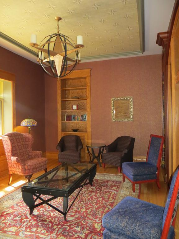 Carleton Of Oak Park Hotell Exteriör bild