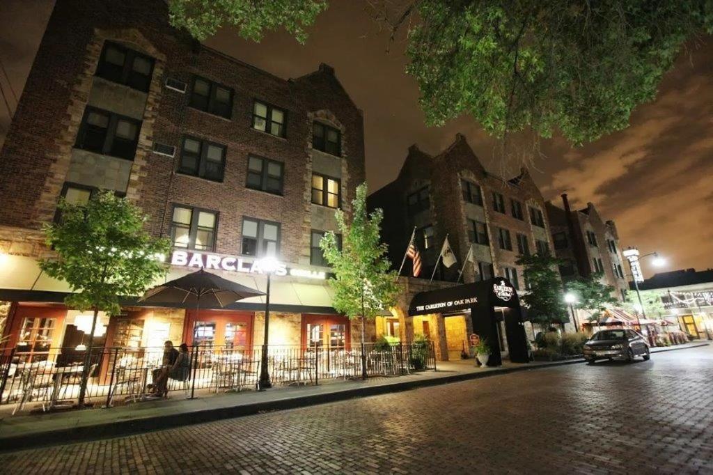 Carleton Of Oak Park Hotell Exteriör bild